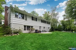 9 Maple Ave, Demarest, NJ 07627 - Photo 19