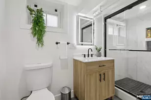 341 Parker St, Newark, NJ 07104 - Photo 37