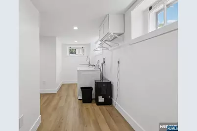 341 Parker Street, Newark, NJ 07104 - Photo 29