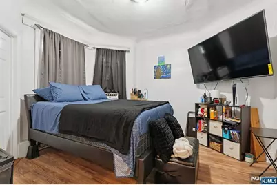 787 S 17th Street, Newark, NJ 07103 - Photo 25