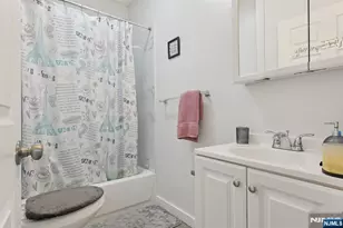 787 S 17th St, Newark, NJ 07103 - Photo 13