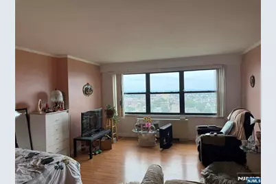 285 Aycrigg Avenue 20C #20C, Passaic, NJ 07055 - Photo 5