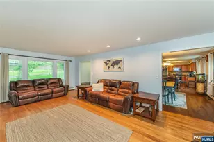 14 Chilhowie Dr, Kinnelon, NJ 07405 - Photo 7