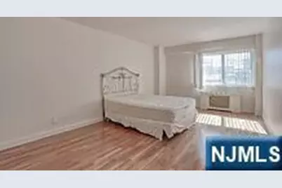 2185 Lemoine Avenue 2G #2G, Fort Lee, NJ 07024 - Photo 13