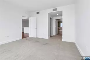 8100 River Road 613, North Bergen, NJ 07047 - Photo 15