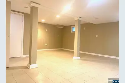 162 Union Place, Ridgefield Park, NJ 07660 - Photo 13