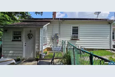 12 Lakeside Boulevard, Hopatcong, NJ 07843 - Photo 9