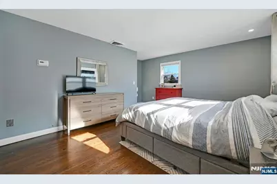 66 Elm Street, Englewood Cliffs, NJ 07632 - Photo 21