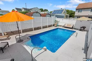 85 Avenue E, Lodi, NJ 07644 - Photo 9