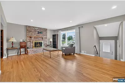 7 Faber Place, Nutley, NJ 07110 - Photo 5