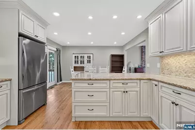 7 Faber Place, Nutley, NJ 07110 - Photo 13