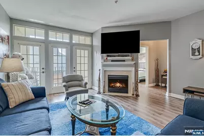 8205 Harcourt Road 8205 #8205, Clifton, NJ 07013 - Photo 7