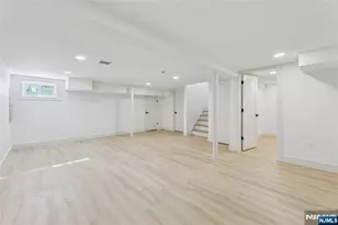 135 Sherman Ave, Teaneck Township, NJ 07666 - Photo 47