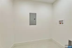 135 Sherman Ave, Teaneck Township, NJ 07666 - Photo 37