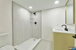 135 Sherman Ave, Teaneck Township, NJ 07666 - Photo 45