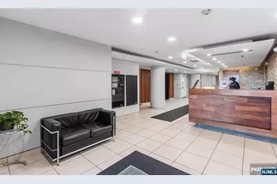 689 Luis Munoz Marin Boulevard 808 #808, Jersey City, NJ 07310 - Photo 17