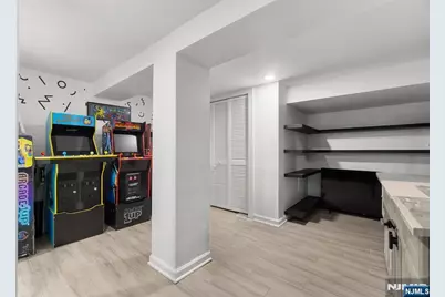 122 4th Avenue, East Orange, NJ 07017 - Photo 31