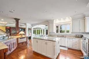 311 Algonquin Rd, Franklin Lakes, NJ 07417 - Photo 13