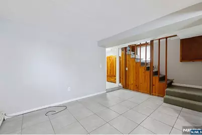 774 8th Street, Secaucus, NJ 07094 - Photo 9