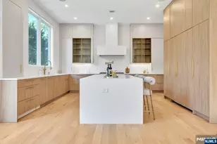 43 Oak Ave, Tenafly, NJ 07670 - Photo 17