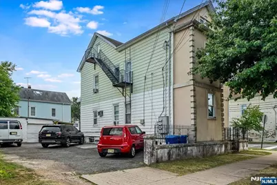 102 22nd Avenue, Paterson, NJ 07513 - Photo 27