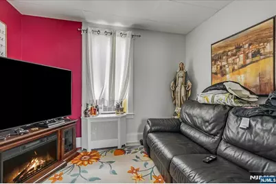 102 22nd Avenue, Paterson, NJ 07513 - Photo 15