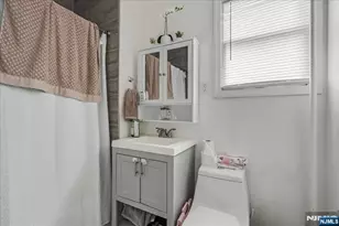 102 22nd Ave, Paterson, NJ 07513 - Photo 5