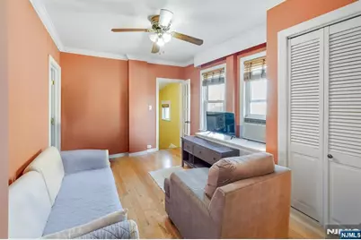 418 Taylor Avenue, Hackensack, NJ 07601 - Photo 9