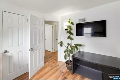 14 James Court, Lodi, NJ 07644 - Photo 13