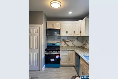 54 Rutgers Street, Irvington, NJ 07111 - Photo 5