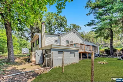 583 Shore Road, West Milford, NJ 07421 - Photo 21