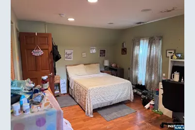 266 Hamilton Road, Teaneck Township, NJ 07666 - Photo 13