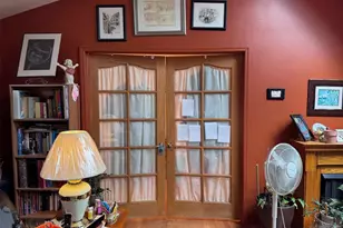 266 Hamilton Rd, Teaneck Township, NJ 07666 - Photo 11