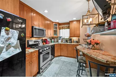 448 Sutton Avenue, Hackensack, NJ 07601 - Photo 13