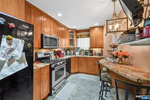 448 Sutton Ave, Hackensack, NJ 07601 - Photo 13