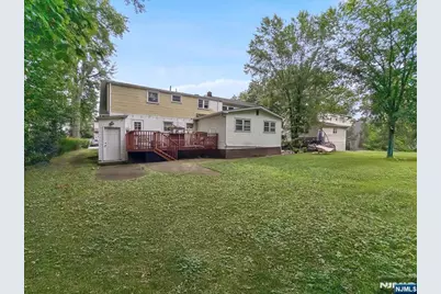 19 Bedford Road, Dumont, NJ 07628 - Photo 33