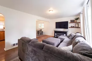 19 Bedford Rd, Dumont, NJ 07628 - Photo 3