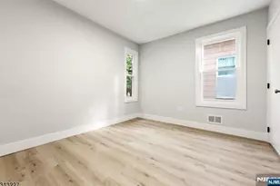 104 Hollywood Ave, East Orange, NJ 07018 - Photo 17