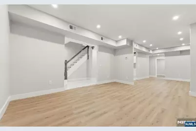 104 Hollywood Avenue, East Orange, NJ 07018 - Photo 25