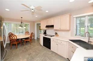 122 Balsam Rd, Wayne, NJ 07470 - Photo 5