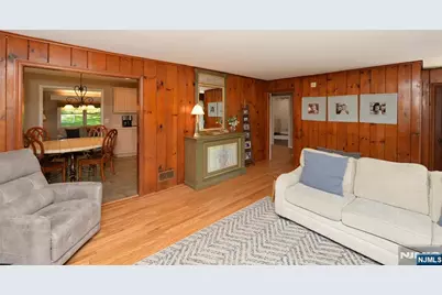 122 Balsam Road, Wayne, NJ 07470 - Photo 11