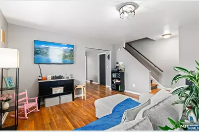 401 White Street, Orange, NJ 07050 - Photo 5