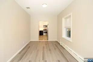 28 Zazzetti St, Waldwick, NJ 07463 - Photo 3