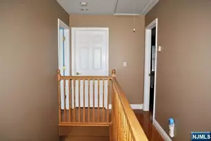 280 S Blvd, Saddle Brook Township, NJ 07663 - Photo 9