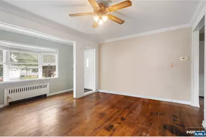 98 Avenue D, Lodi, NJ 07644 - Photo 5