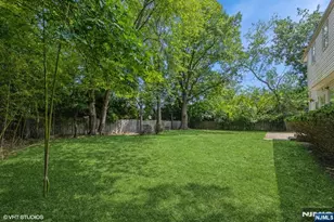 275 Taft Ct, Paramus, NJ 07652 - Photo 3