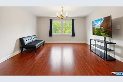 55 Morris Street, East Orange, NJ 07017 - Photo 9