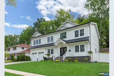 214 Zabriskie Place, River Edge, NJ 07661 - Photo 33