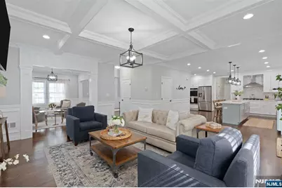 214 Zabriskie Place, River Edge, NJ 07661 - Photo 9