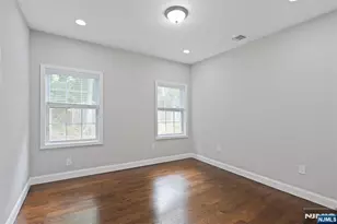 214 Zabriskie Pl, River Edge, NJ 07661 - Photo 25